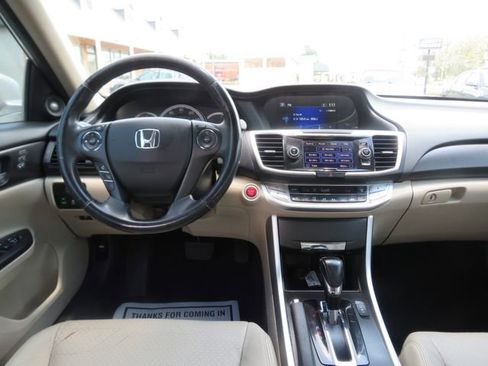 Used 2015 Honda Accord EX-L image 23