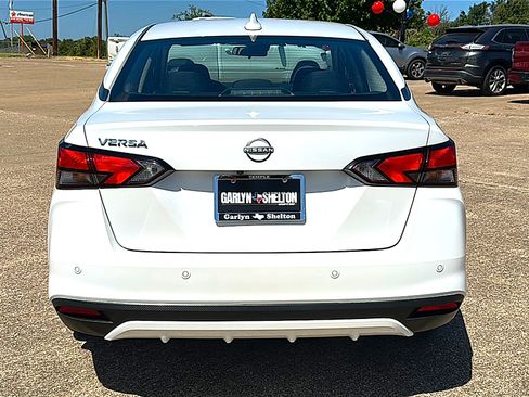Used 2025 Nissan Versa SV w/ Trunk Package FWD image 7