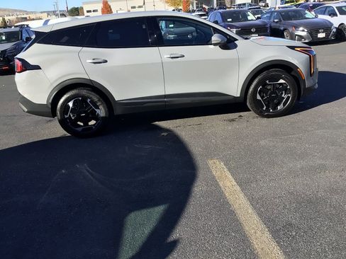 New 2026 Kia Sportage S image 6