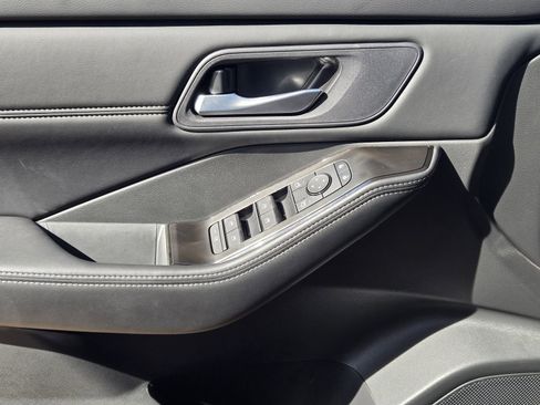 New 2026 Nissan Rogue SV image 21