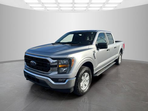 Used 2023 Ford F150 XLT w/ Trailer Tow Package image 8