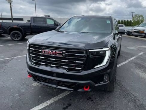 New 2026 GMC Acadia AT4 w/ Luxury Package AWD/4WD image 5