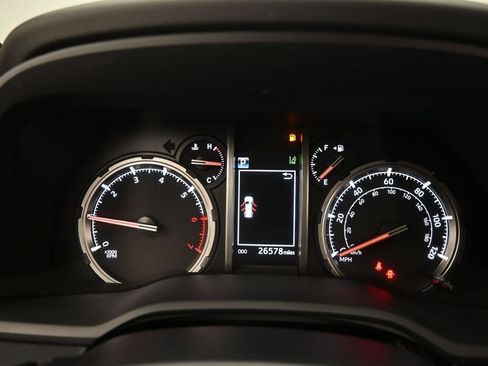 Used 2023 Toyota 4Runner TRD Off-Road Premium w/ Moonroof Package AWD/4WD image 19