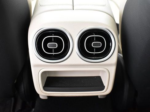 Certified 2022 Mercedes-Benz C 300 4MATIC Sedan image 31