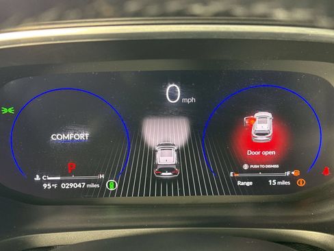 Used 2024 Acura MDX SH-AWD w/ Technology Package image 16