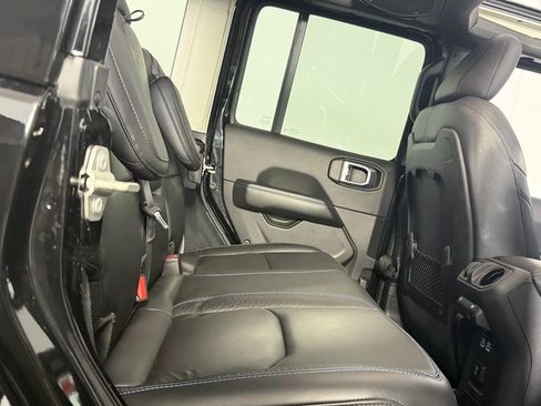 Used 2024 Jeep Wrangler High Altitude image 27