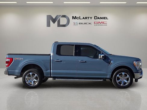 Used 2023 Ford F150 Lariat w/ Trailer Tow Package image 6