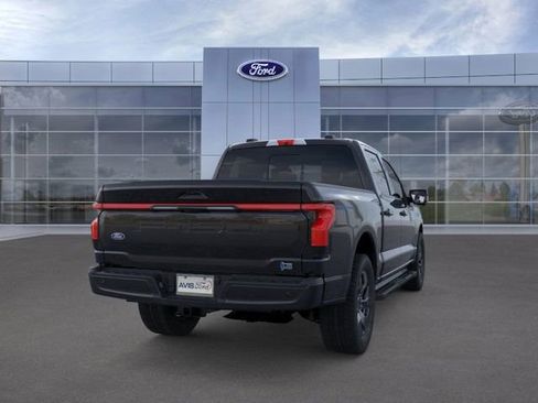 New 2025 Ford F150 Lightning Lariat image 8