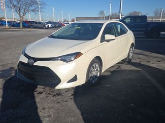 Used 2018 Toyota Corolla LE video 2