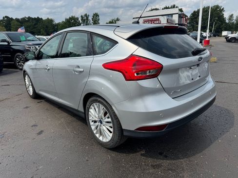 Used 2015 Ford Focus Titanium w/ Titanium Cold Weather Package FWD image 3