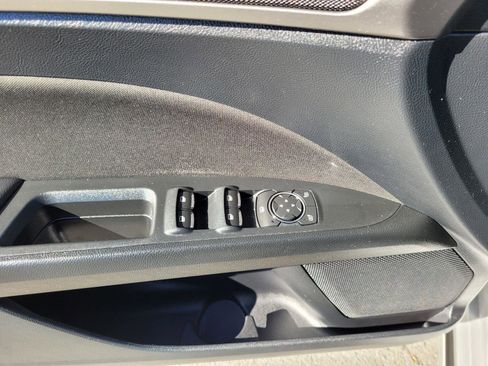 Used 2018 Ford Fusion SE w/ Fusion SE Technology Package image 23