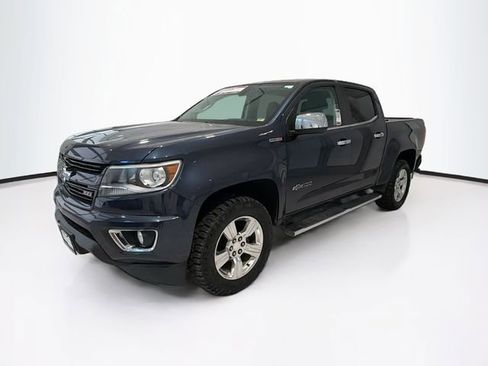 Used 2018 Chevrolet Colorado Z71 w/ Centennial Edition AWD/4WD image 3