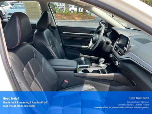 Used 2023 Nissan Altima 2.5 SR FWD image 21