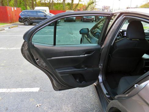 Used 2024 Toyota Camry LE image 15