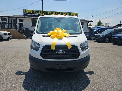 Used 2018 Ford Transit 250 138 RWD image 11