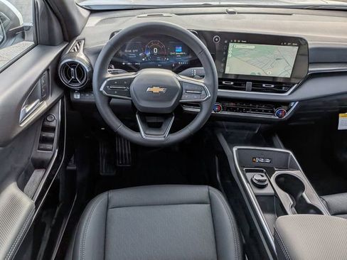New 2026 Chevrolet Equinox LT w/ Convenience Package II image 30
