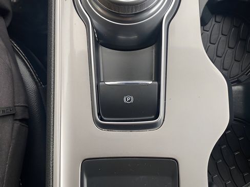 Used 2024 Ford Edge SEL w/ Convenience Package image 25