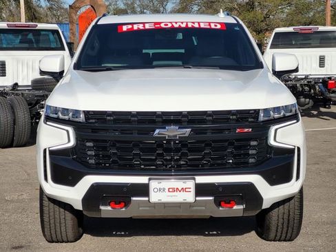Used 2024 Chevrolet Tahoe Z71 w/ Luxury Package AWD/4WD image 3