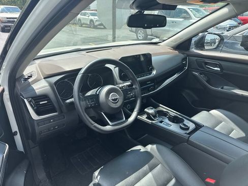 Certified 2023 Nissan Rogue SL w/ SL Premium Package AWD/4WD image 8