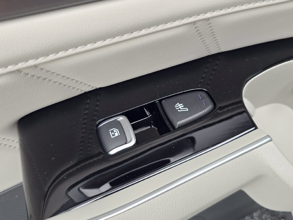 New 2026 Kia Sorento SX Prestige AWD/4WD image 11
