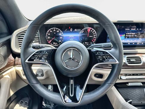 Used 2026 Mercedes-Benz GLE 450e 4MATIC image 22