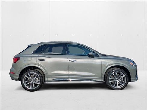 New 2025 Audi Q3 2.0T Premium image 4