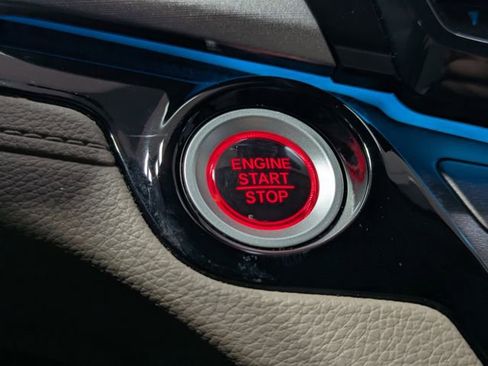 Used 2021 Honda Odyssey Touring image 24