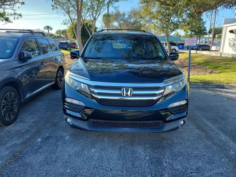 Used 2018 Honda Pilot EX image 2