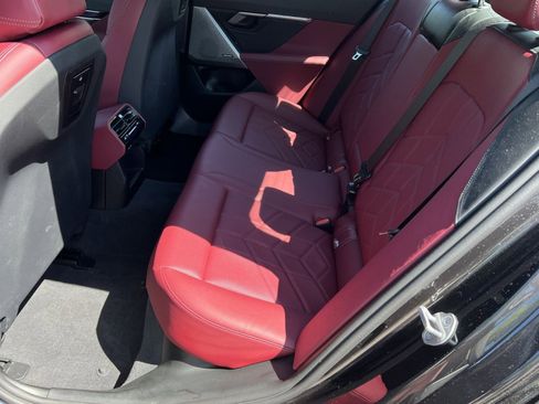 Used 2025 BMW i5 xDrive40 w/ Premium Package image 26