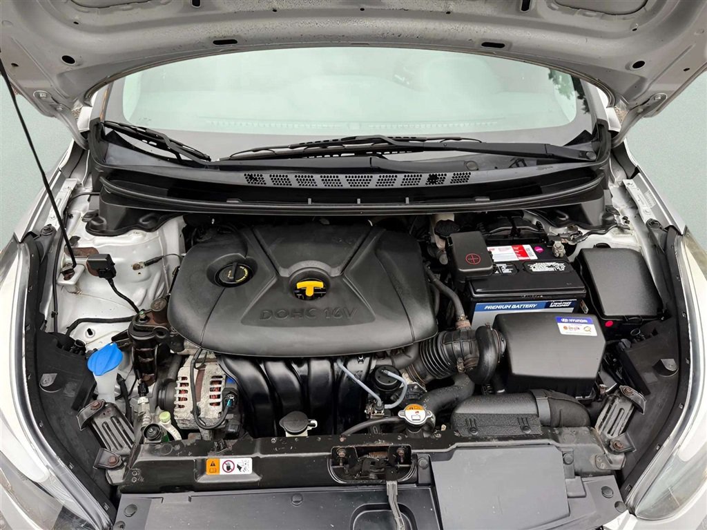 Used 2016 Hyundai Elantra SE w/ Option Group 02 FWD image 26
