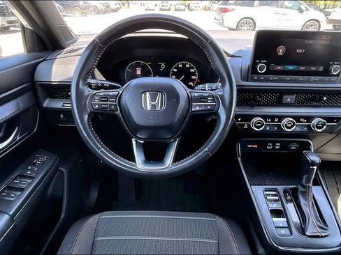 Used 2023 Honda CR-V Sport image 8