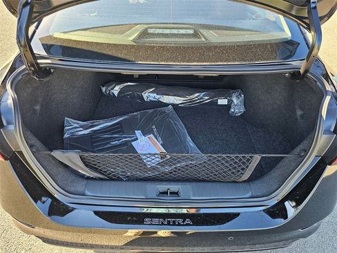 New 2025 Nissan Sentra SV w/ Trunk Package image 20