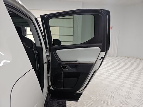 Used 2023 Rivian R1T Adventure Quad AWD/4WD image 18