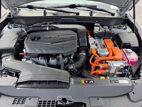 Certified 2025 Hyundai Sonata SEL FWD image 19