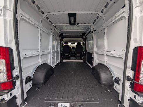 New 2026 RAM ProMaster 1500 w/ Premium Convenience Group image 10
