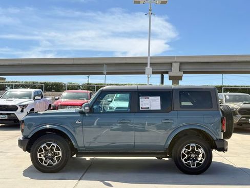 Used 2022 Ford Bronco Outer Banks image 7