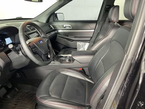 Certified 2019 Ford Explorer Sport image 2