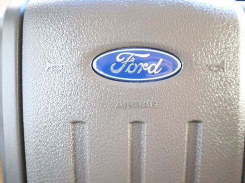 Used 2015 Ford F250 Lariat w/ Lariat Ultimate Package image 42