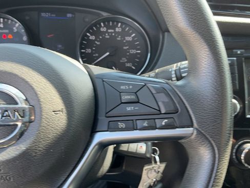 Certified 2022 Nissan Rogue Sport S FWD image 25