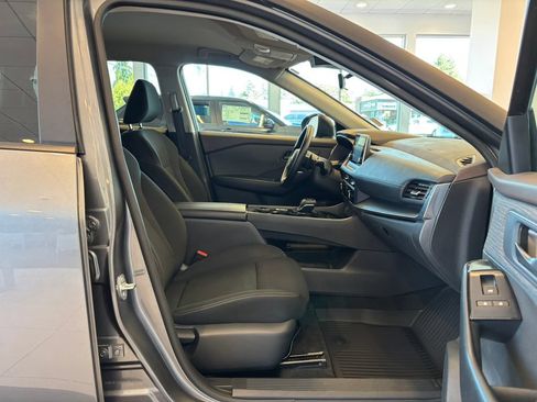 Used 2023 Nissan Rogue S AWD/4WD image 24