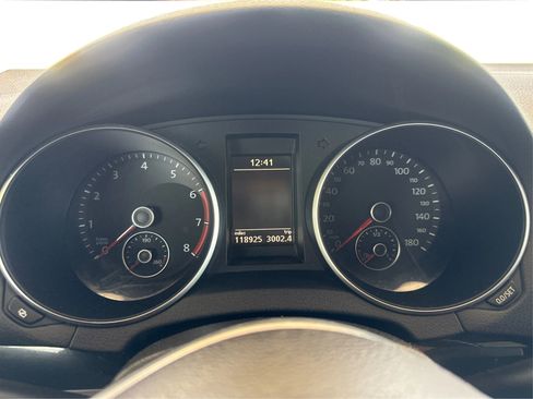 Used 2012 Volkswagen GTI 4-Door image 17