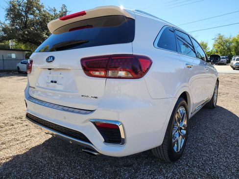 Used 2019 Kia Sorento SX image 13