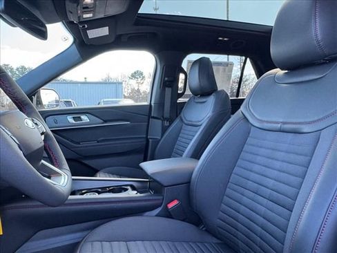 New 2026 Ford Explorer ST-Line w/ ST-Line Street Pack AWD/4WD image 18