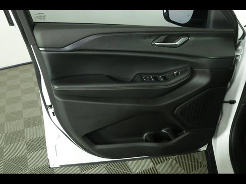 Used 2023 Jeep Grand Cherokee L Laredo AWD/4WD image 24
