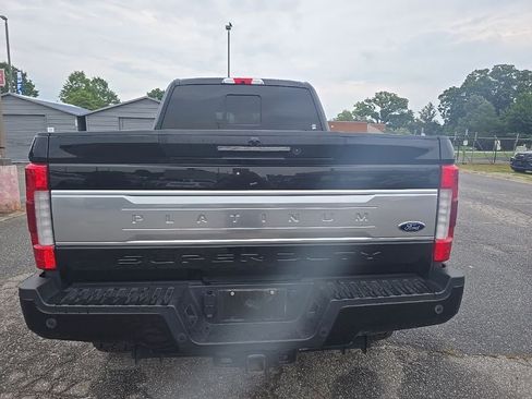 Used 2017 Ford F250 Platinum w/ Platinum Ultimate Package AWD/4WD image 7