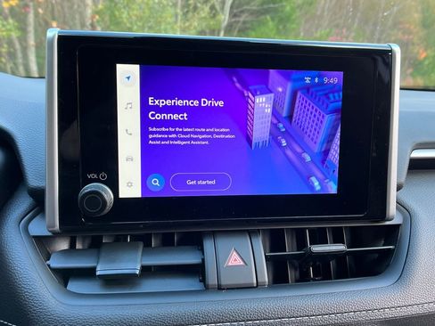 New 2025 Toyota RAV4 XLE w/ Convenience Package image 18