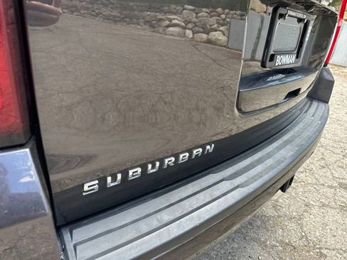 Used 2018 Chevrolet Suburban LS w/ Enhanced Driver Alert Package RWD image 25