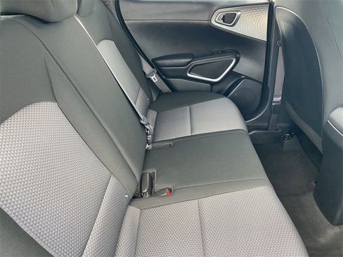 Used 2024 Kia Soul LX w/ Option Group 015 image 16