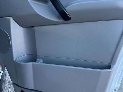 Used 2012 Mercedes-Benz Sprinter 3500 image 9