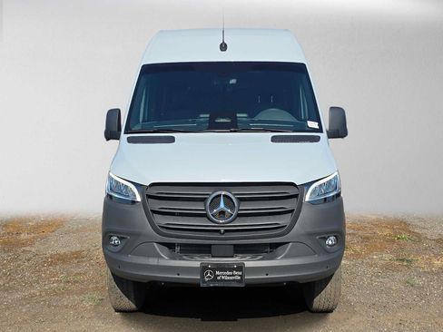 Used 2026 Mercedes-Benz Sprinter 2500 image 8